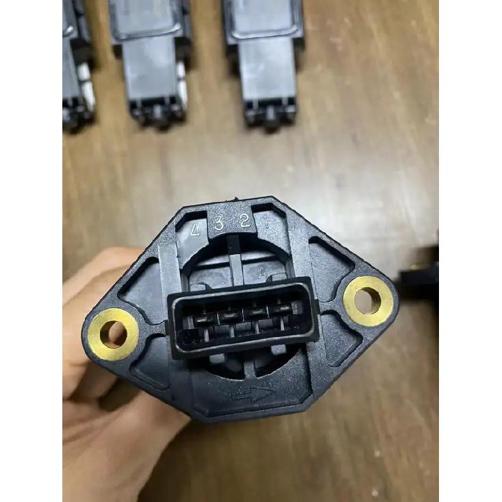 Original new Air Flow Meter MAF Sensor 0280217106 90510154 for Holden Frontera UT for Kia Sportage JA