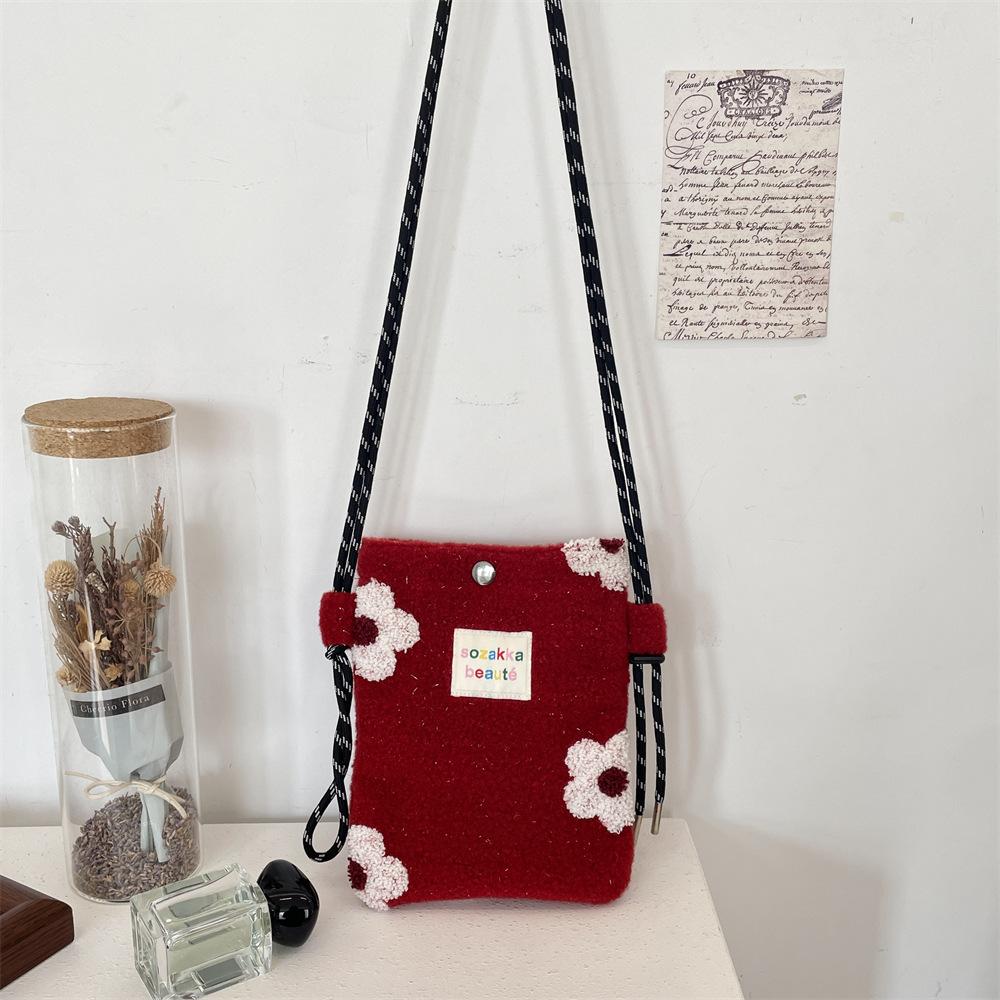 Soft Messenger Bag Plush Flower Commuter Leisure Bag Shopping Underarm Mobile Phone Bag Shoulder Bag