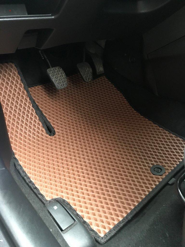 

Килимки EVA (цегляні) для Mazda 3 2003-2009 рр.