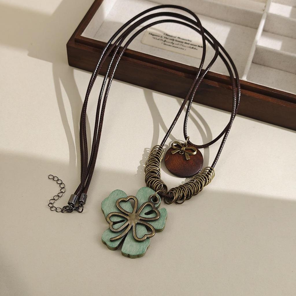 Bohemian Light Luxury Layered Leaf Necklace - Unique Sweater Chain Accessory