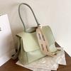 Niche Design Popular Bag 2025 New Fashion Korean Simple Underarm Large Capacity Portable Shoulder