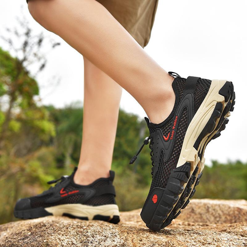 Foreign Trade Summer New Shoes Men's Breathable Deodorant Hollow Mesh Shoes Soft Sole Light Travel Shoes Wear-resistant Dad Shoes