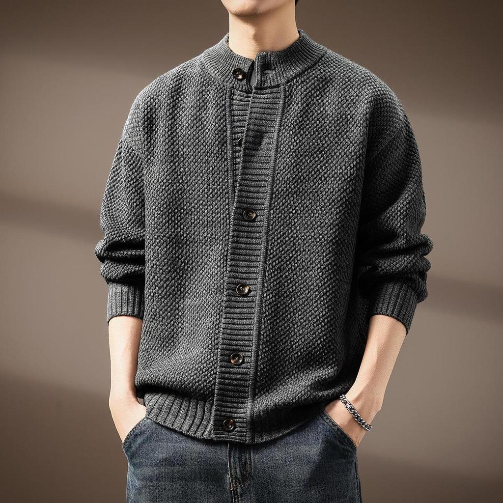 Men's High-End French Retro Cardigan Sweater: Winter Thick Knit Stand Collar Jacket