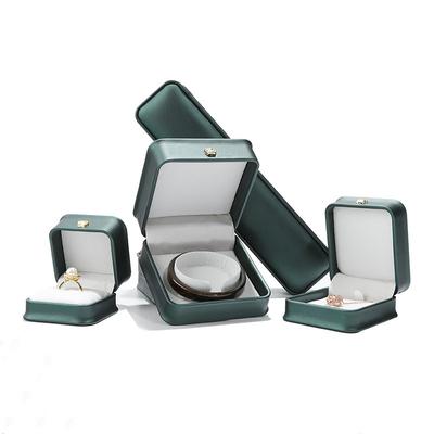 1Pc Leather Jewelry Organizer Wedding Ring Box Pendant Bracelet Necklace Storage Case Gift Packaging Display Box Wholesale