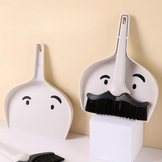 Set Mătură Mică de Birou cu Făraș Design Ergonomic al Mânerului Dimensiune Compactă