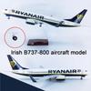 דגם מטוס ב-737 של Ryanair בקנה מידה 47 ס"מ, צעצוע מטוס, 737-8 לטיסה, דגם מטוס Diecast Resin עם אור וגלגלי קישוט
