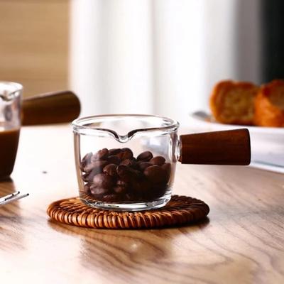 100ml Šálka na kávu s odmerným sklom, Odolný voči teplu, Rukoväť z tropického dreva, Espresso šálky pre baristu, Mliečna kávová súprava