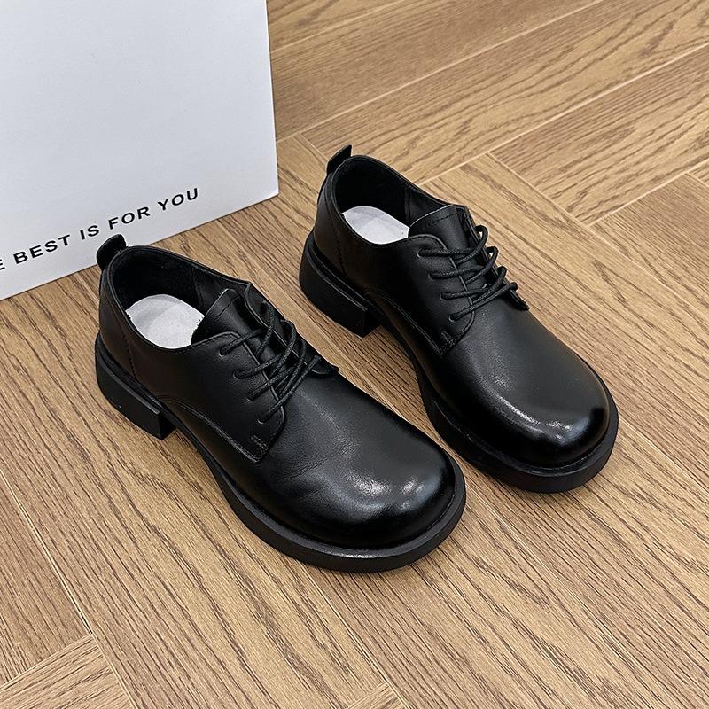 

The first layer of cowhide lace-up women s autumn new single shoes women s versatile retro small leather shoes 35 чёрный