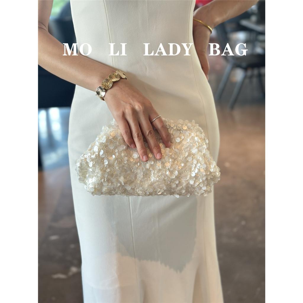 Sweet autumn and winter French retro niche fish scale bright beads cloud dumplings fashionable versatile hand-held messenger bag girl