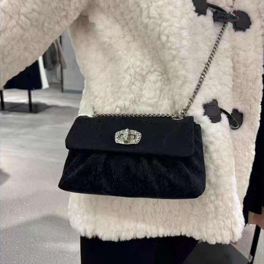 Sweet daughter wind small square bag new niche chain bag high-end pleated shoulder messenger bag