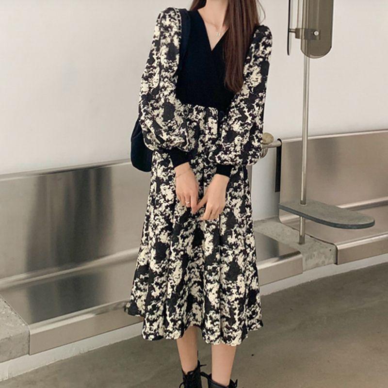 

Платье из хлопка с принтом и декоративной строчкой в корейском стиле Black XXXXXL