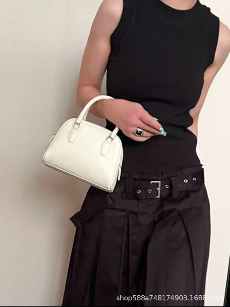 Wykwintna Damska Skórzana Torba Boston Bowling z Licowej Skóry Litchi - Wysokiej Klasy Torebka Crossbody i w Kształcie Poduszki