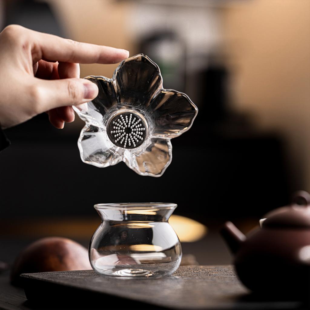 Kung Fu Tea Utensils - Glass Tea Cup Flower Infuser with Mesh Sifter & Strainer for Single Serve