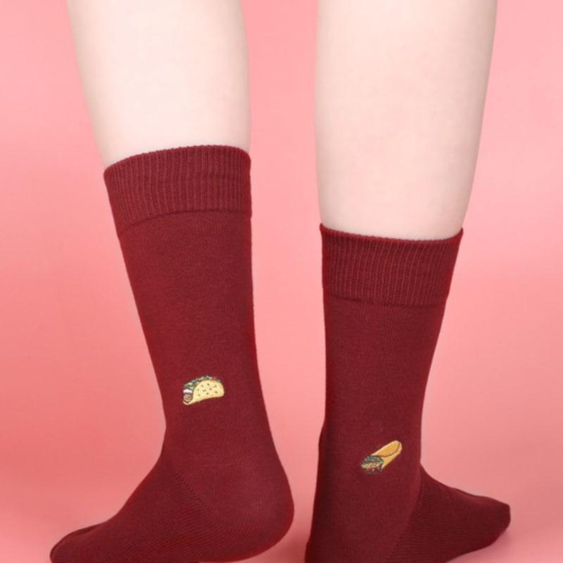 SNOOZY EM-WINE (TACO)