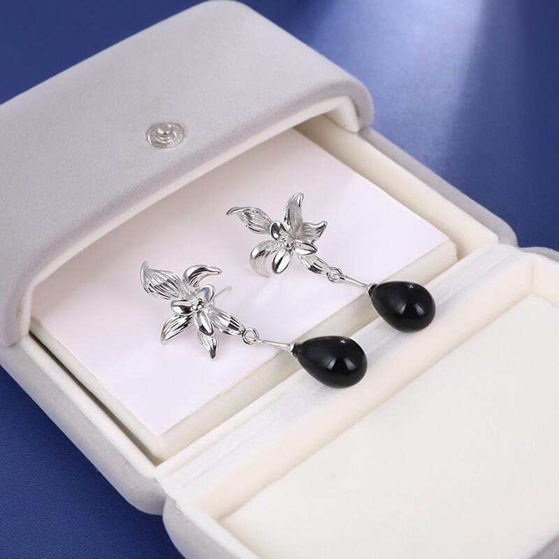 

Серьги с орхидеями черного цвета, модные серьги с имитацией жемчуга в виде орхидеи, аксессуары для свадебной вечеринки