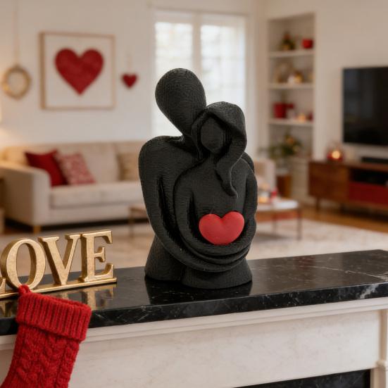 3D Printed Hugging Couple Figurine Valentine's Day Love Heart Couple Statue Home Office Desktop Decoration Ornament