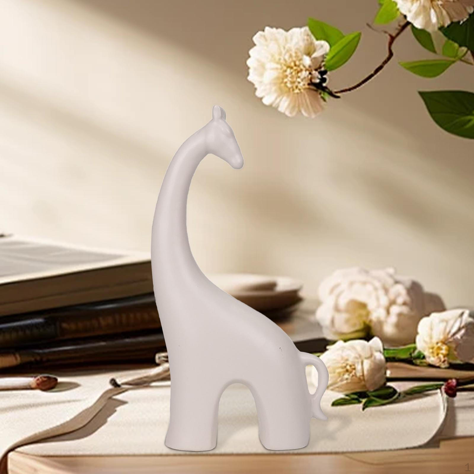 

Абстрактный жираф для украшения офиса и дома.