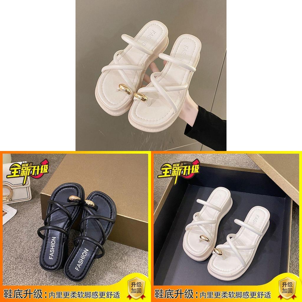 Summer Women Flat Sandals With Pu Material And Rubber Sole For Daily Wear