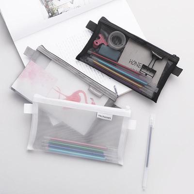 Schreibwaren – Federmäppchen