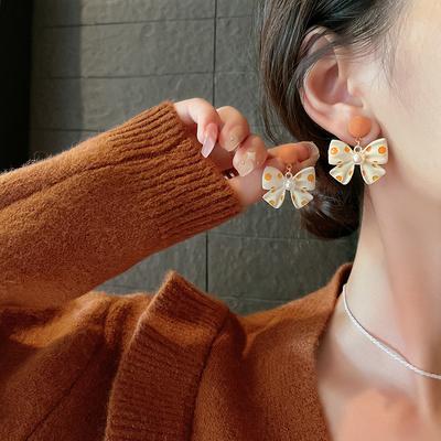 Fashion Tea Earrings Women'S Polka Dot Bow Retro Temperament Earrings Stud Earrings