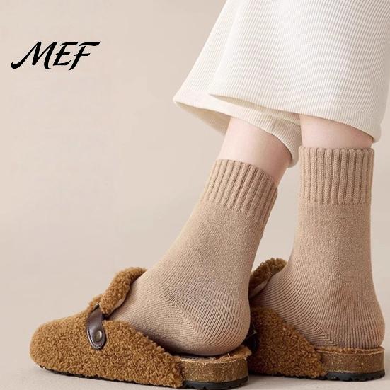 Breathable Skin Friendly Winter Footwear Women Thickened Socks, Solid Color Mid Calf Thermal Fleece Lined Durable Reinforced Heel And Toe Socks