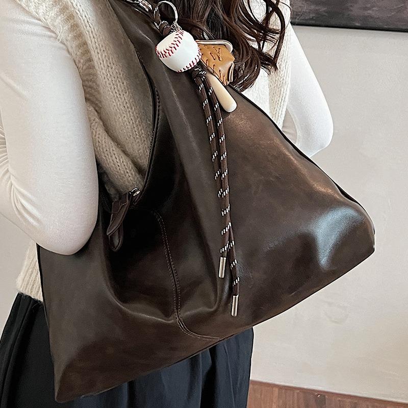 Tote bag women's autumn new large-capacity commuter bag casual retro shoulder work shopping bag