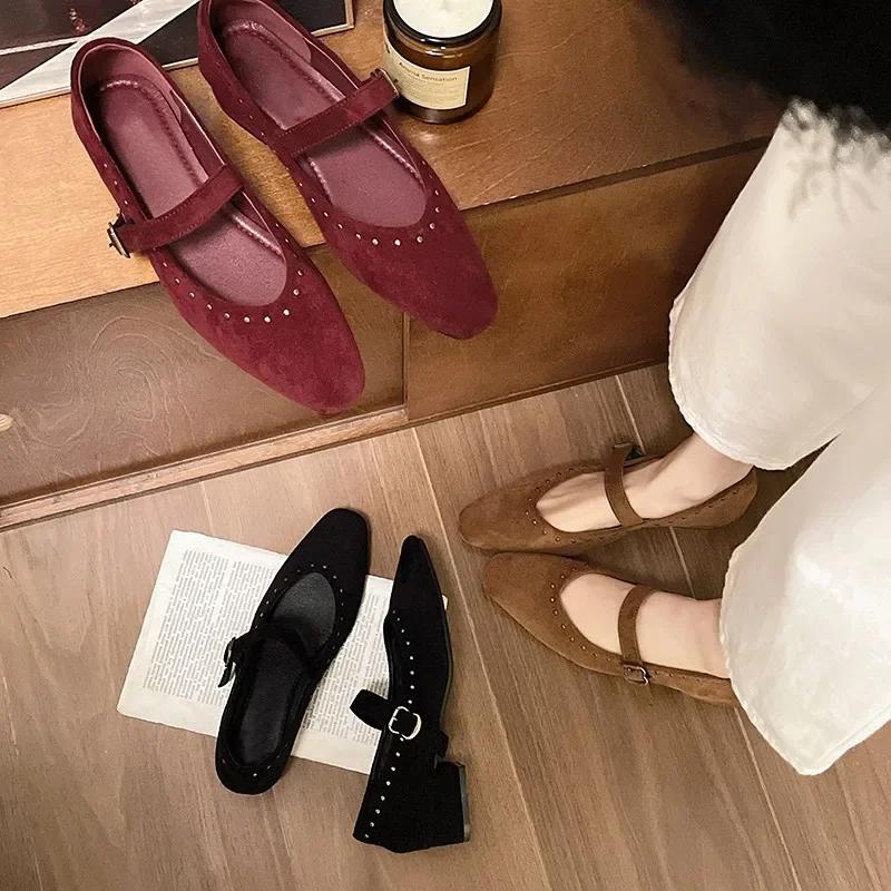 Fashion Vintage Mary Jane 2025 New Style French Elegant Cropped Studded Round Toe Shallow Sole Evening Shoes Soft Sole Day Shoes