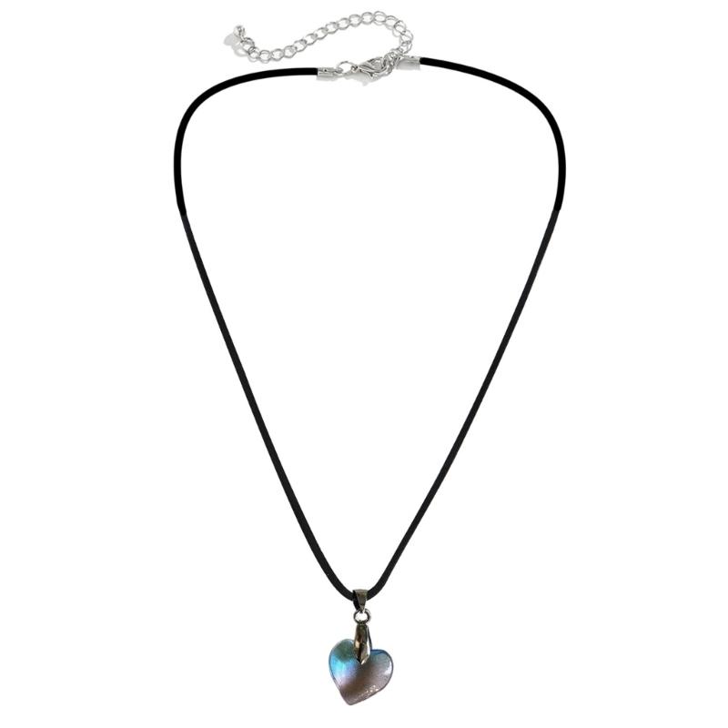 

Sweet Cool Heart Choker Necklace for Women Simple Choker Christmas Jewelry Gift