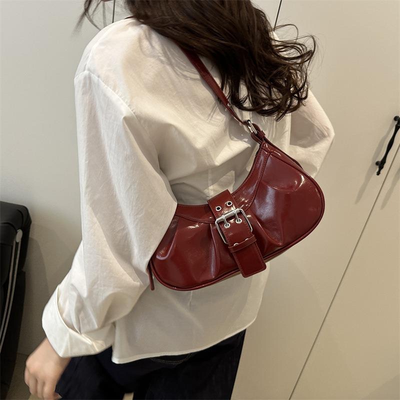 High-value fashionable underarm bag women's new simple casual underarm bag niche design women's bag