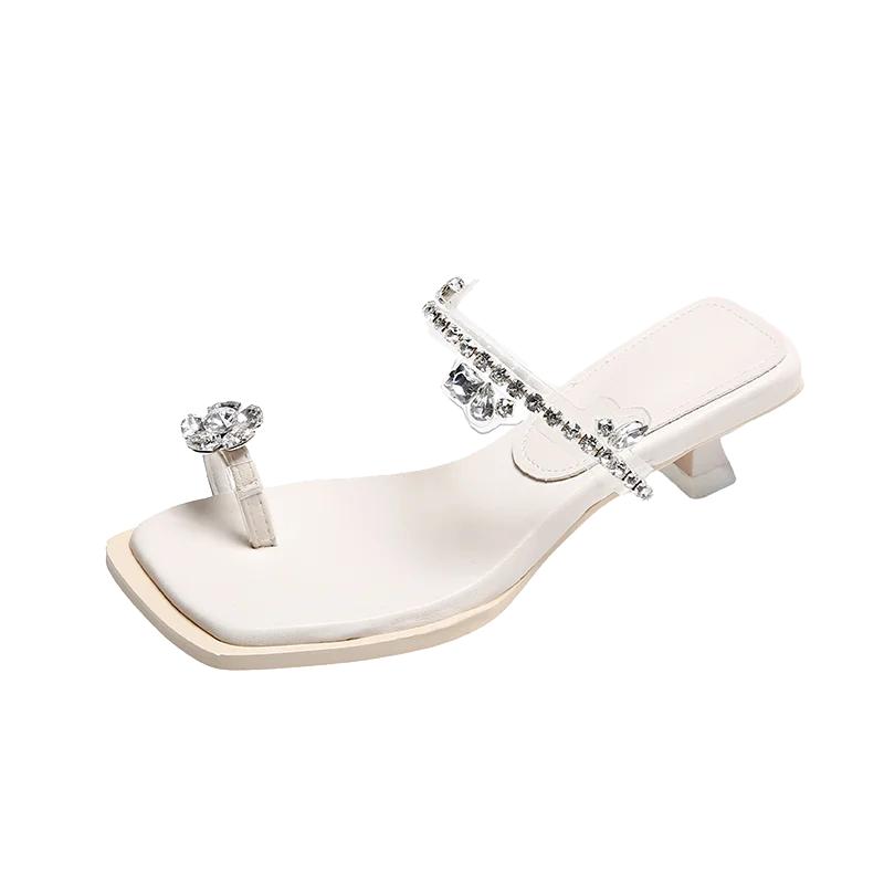 

2024 Новая летняя мода, удобные, универсальные, повседневные, элегантные, толстый каблук, нескользящие босоножки Temperament, тапочки с квадратным носком 35 белый