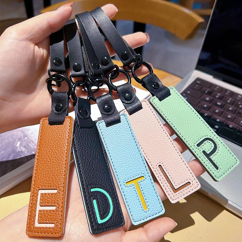 Leather Alphabet Keychain Tags for Car Ornaments & Luggage