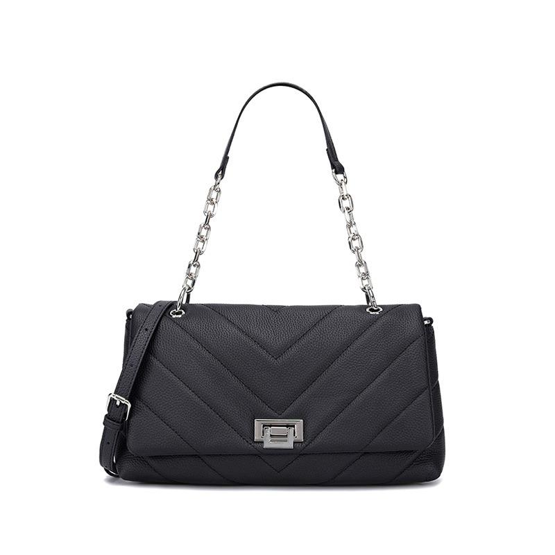 

Leather women s bag messenger bag women s versatile commuter new chain bag casual fashion shoulder bag