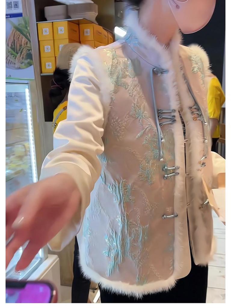 Women's Winter Retro Chinese-Style Plush Buttoned Vest