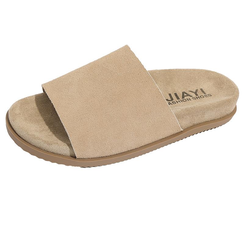 Retro flat-bottomed slippers for women to wear in the autumn of 2025. The new fashion is very easy to wear. Lazy home slippers