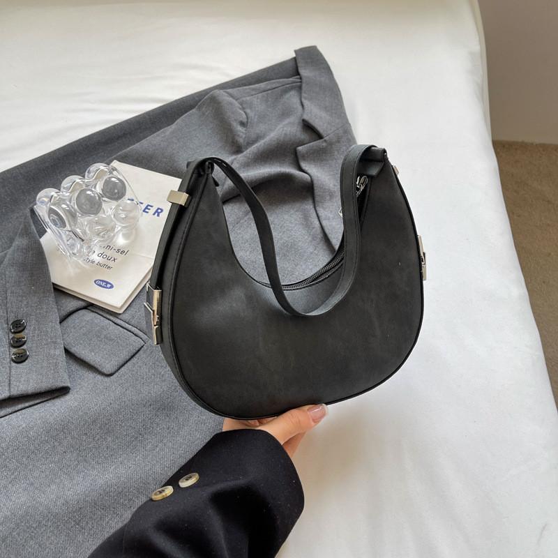 Стильная Сумка-Полумесяц Уникальный Уличный Стиль ПУ Сумка Через Плечо Идеально Для Повседневных Образов Black