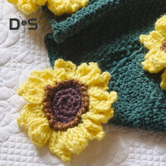 Crochet Flowers Rose Bouquet Blanket Soft Breathable Decorative Romantic Rose Flower Bouquet Knitted Throw Blanket