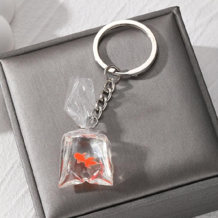 Exquisite Resin Fish Keychain Pendant In Transparent Water Bag for Bags Backpack