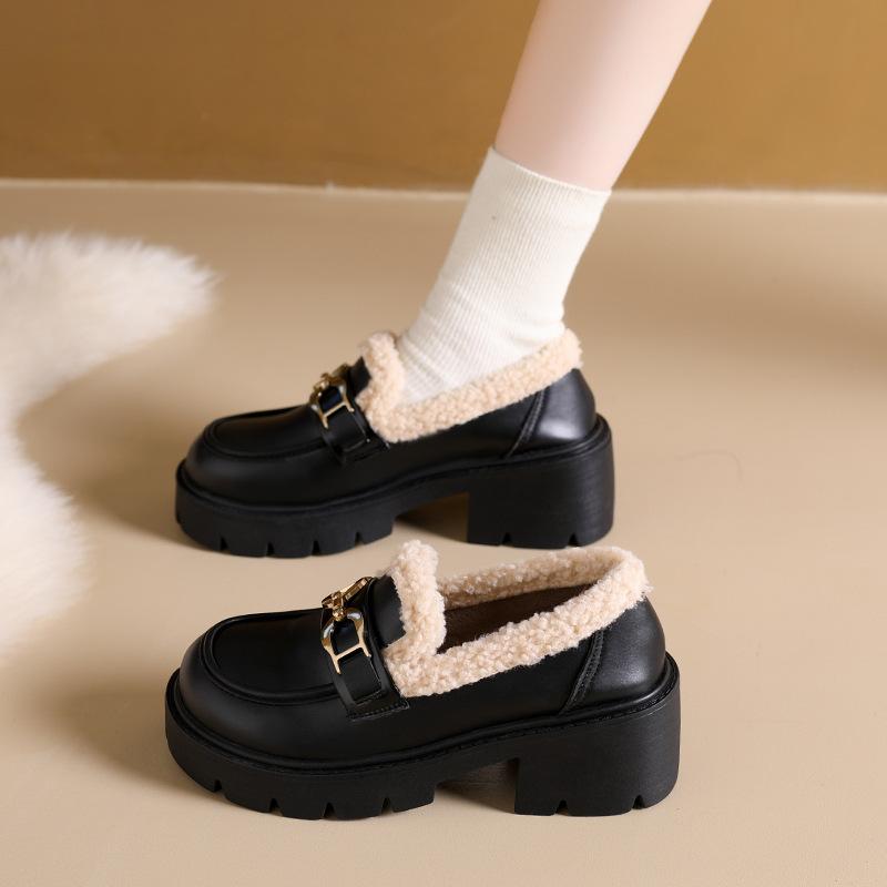 2 British style platform small leather shoes 22 new temperament black fairy style muffin
