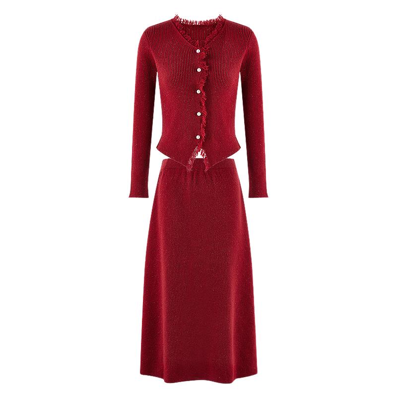 

Elegant Red Two-Piece Suit L