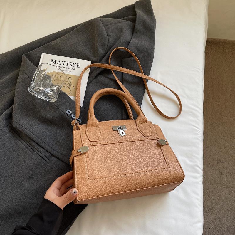 2025 summer new high-end women's platinum bag popular new fashion portable large-capacity shoulder bag messenger bag