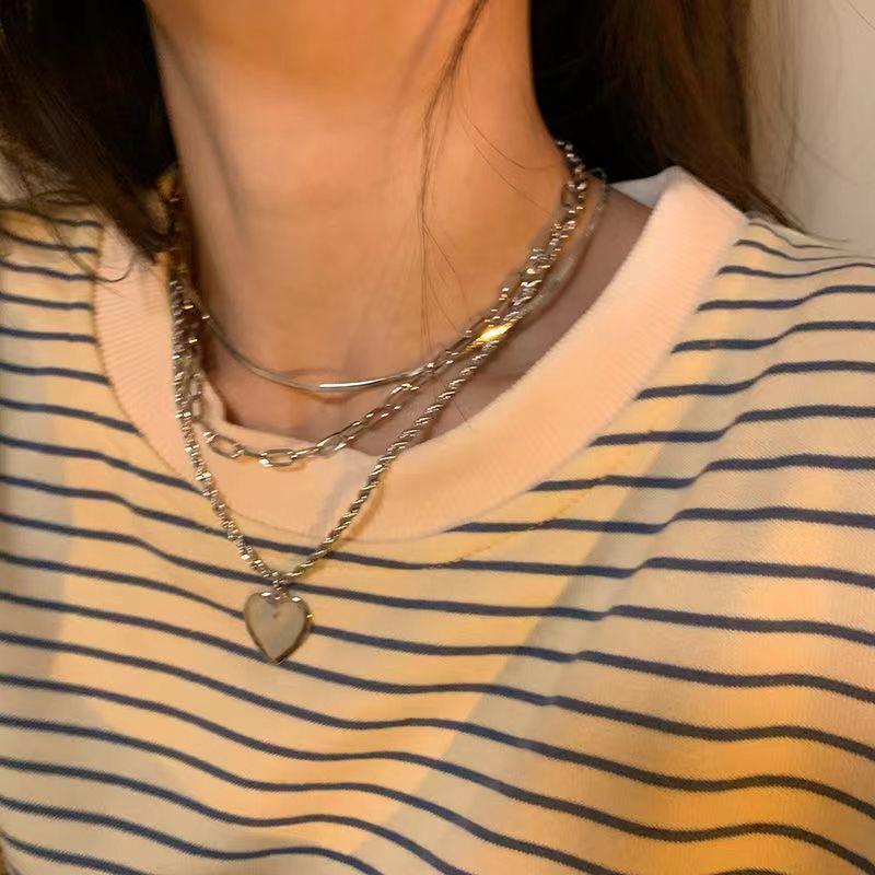 New pearl necklace women's light luxury niche versatile sweater collarbone chain premium love butterfly pendant