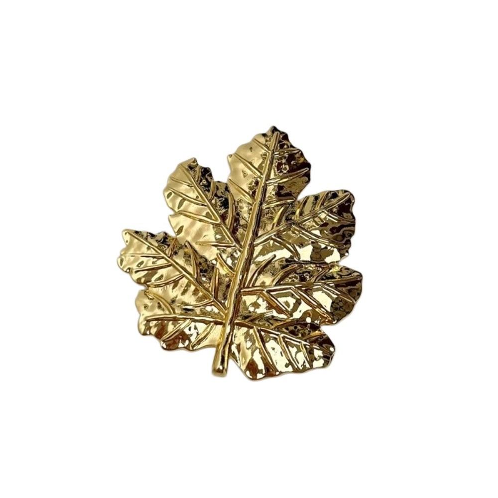 Vintage Long Leaf Pin Corsage Ornament Metal Glossy Brooch Maple Leaf Brooch  Western-style Clothes