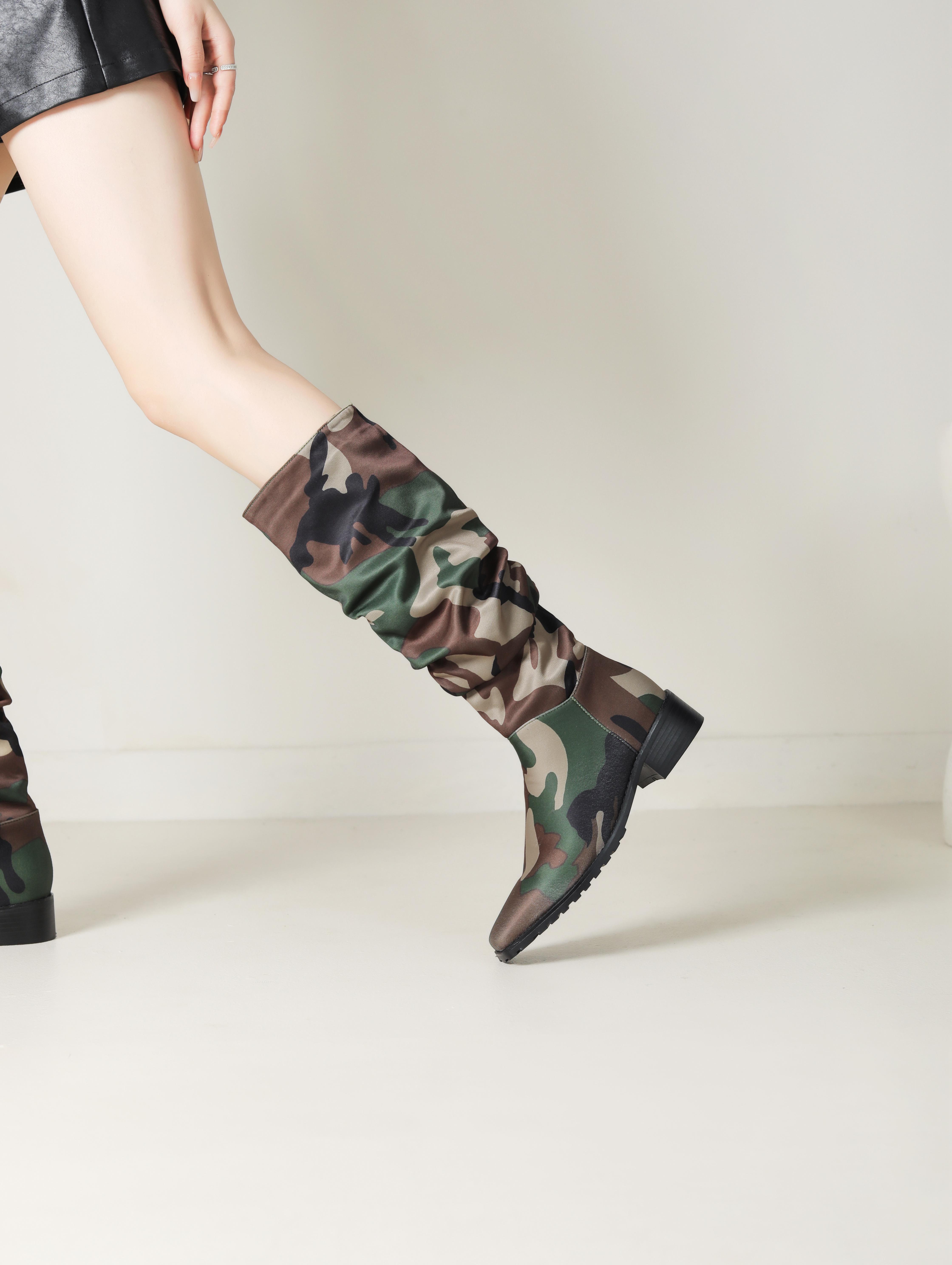 

Lenkisen Fabric Camouflage Pattern Autumn Winter Shoes Thick Med Heels Pleated Boots European Keep Warm Thigh High Boots 43 коричневий