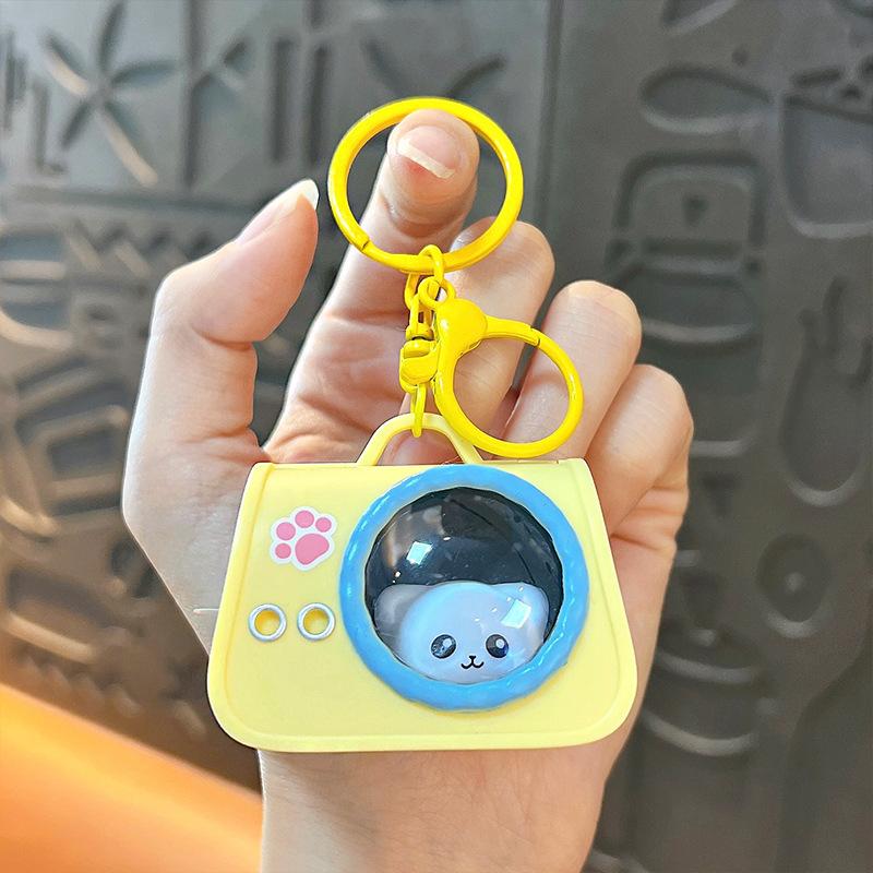

Luminescent Cat Handbag Keychain