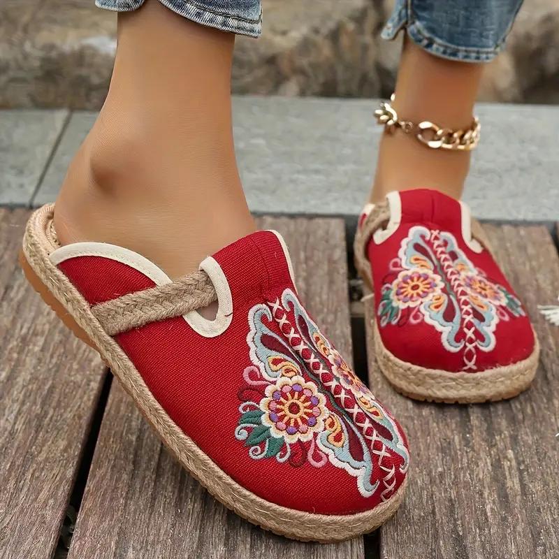 Handmade Floral Embroidered Slides Women's Ethnic Fabric Slides Woven Espadrille Sole Round Toe Slip-On Flat Heel Sandals for All Seasons
