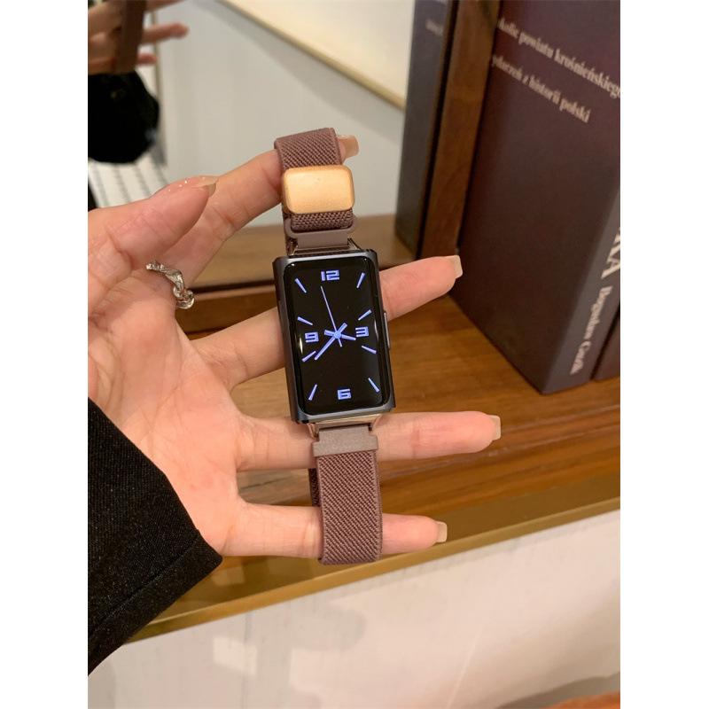 Compatible Strap for Huawei 11 Pro, GT654 Watch, Xiaomi 9, and Apple 11 with Magnetic Nylon Buckle
