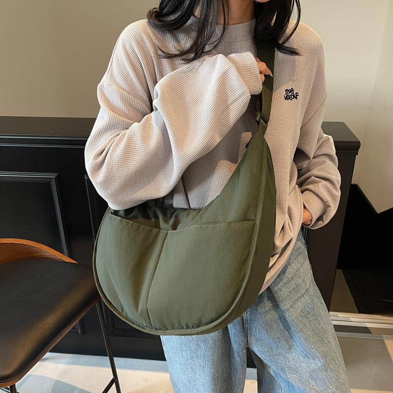 Simple casual dumpling bag large capacity lazy minimalist style shoulder bag street tide and messenger bag women
