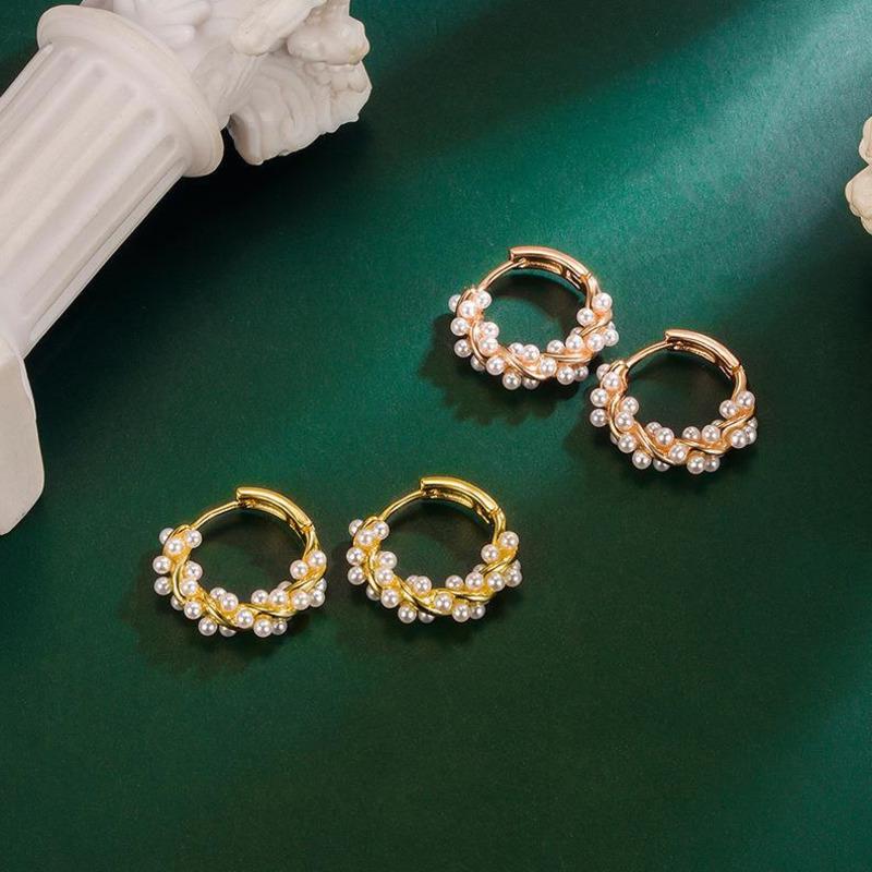 BELLA BOX High-end Luxury-style Circular Pearl Earrings, Trendy Ear Hoops, Women's Ear Pins With Unique Design, Rare Ear Ornaments