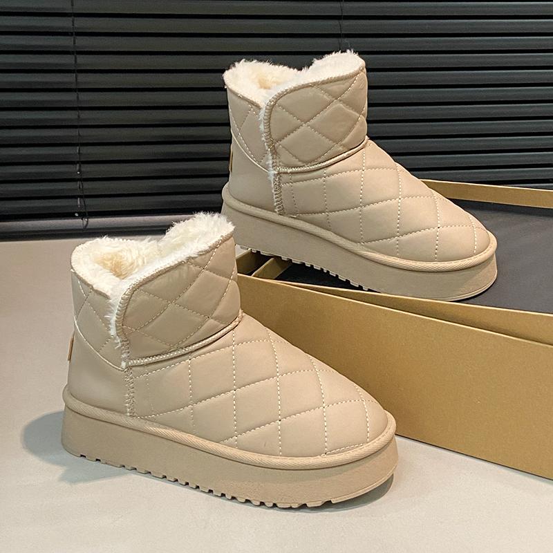 New Winter Casual Comfortable Cold-resistant and Warm Snow Boots Fashionable Short Suede Round-toe Platform Women's Boots