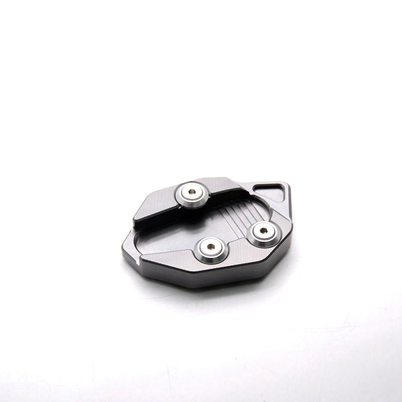 Enhanced Off-Road Footpegs for Yamaha TMAX530